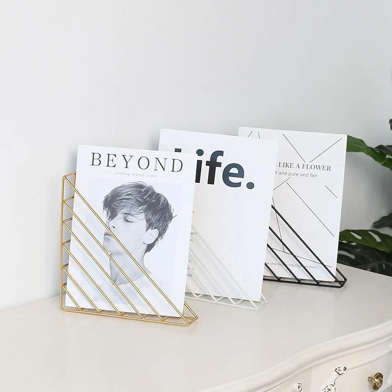 Magazine Rack Iron Triangle Wall-Mounted