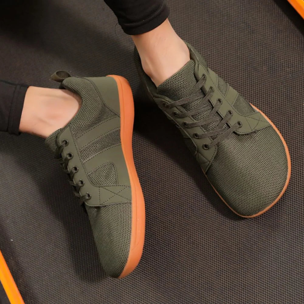 Men's Barefoot Sneakers Flexible Sole & Breathable Flyknit