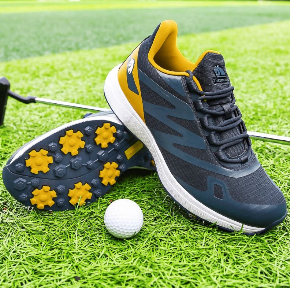 Men's Golf Shoes Water-Resistant Lightweight Copper-Plated Spikes
