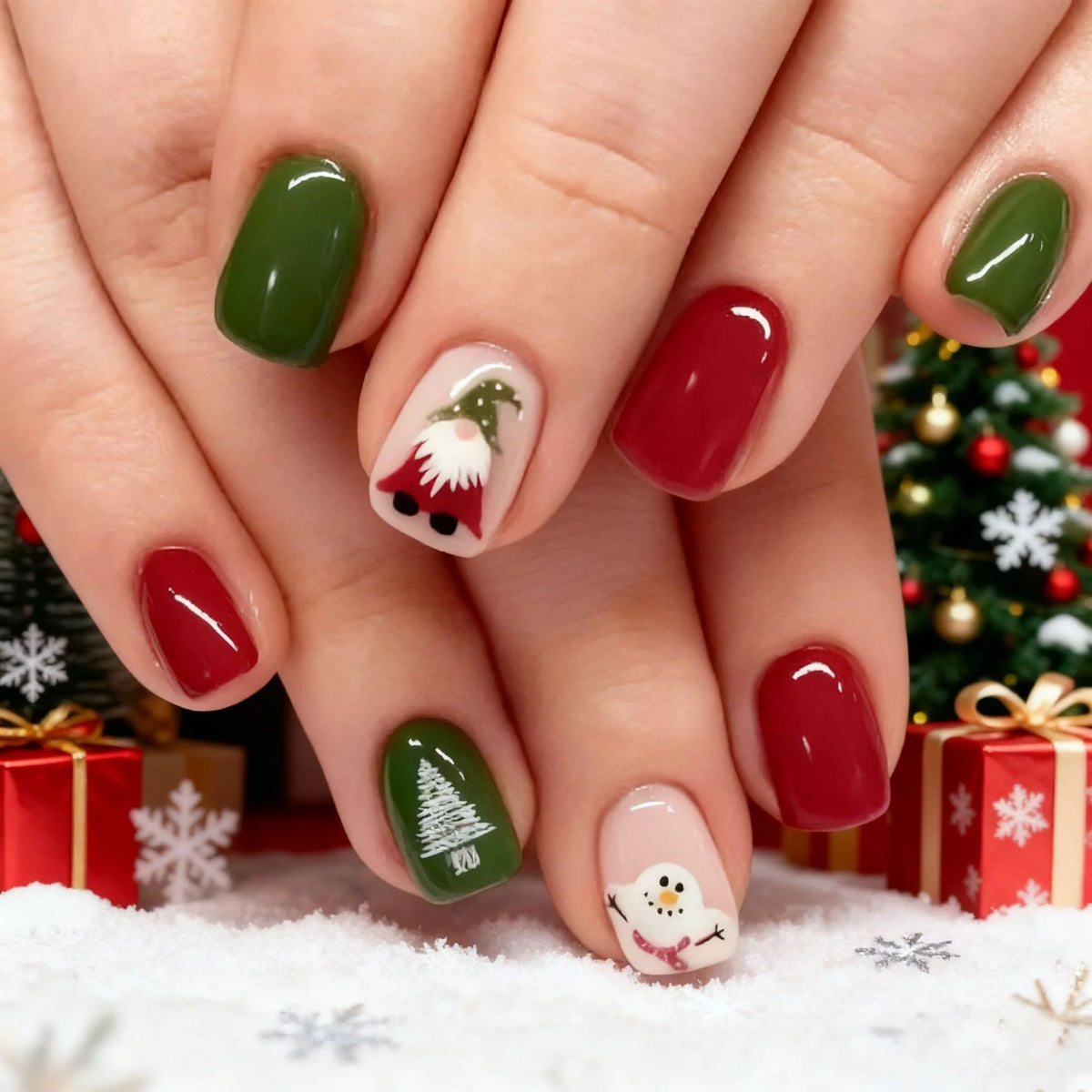Nail Art Kit Christmas Festive Designs Long-Lasting & Chip-Resistant