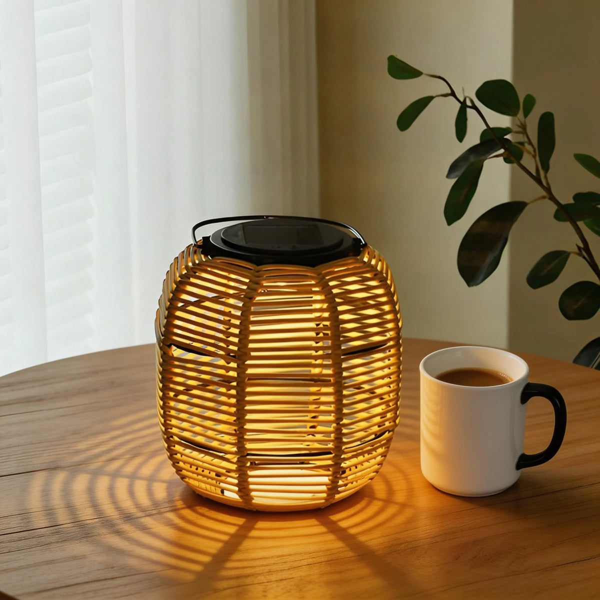 Outdoor Lantern Solar-Powered Waterproof Rattan Weave