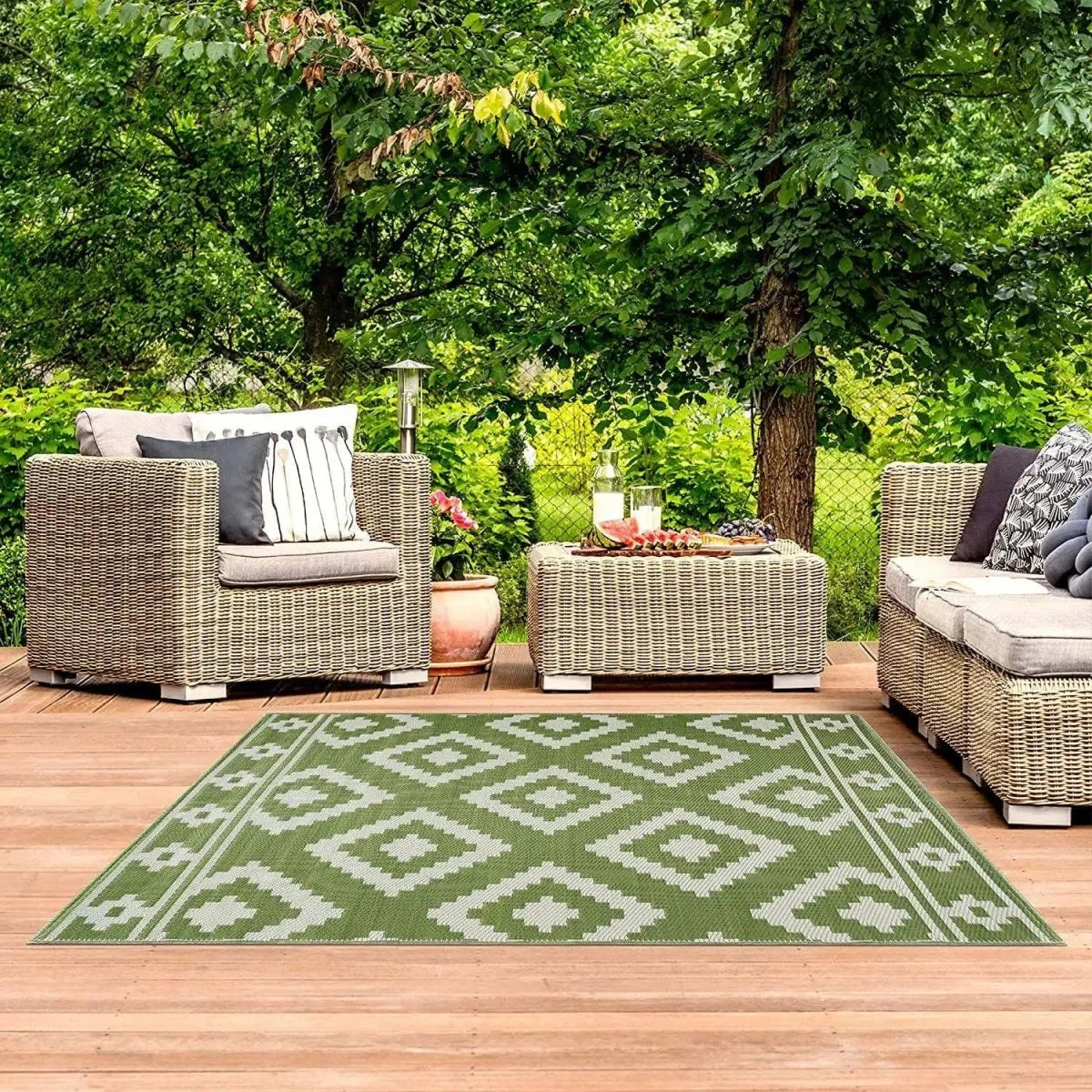 Outdoor Rug Waterproof Weather-Resistant Quick-Drying & Easy-Clean