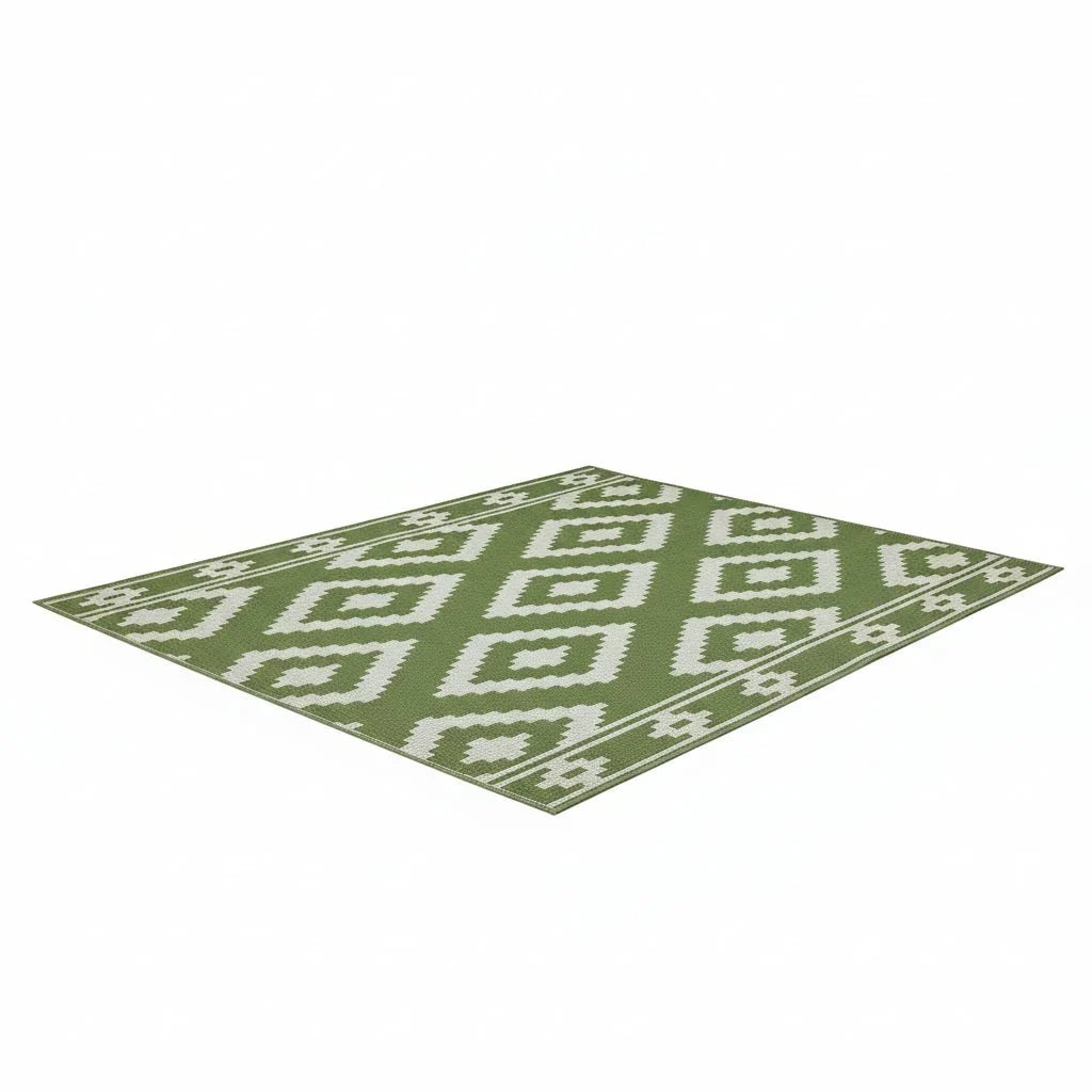 Outdoor Rug Waterproof Weather-Resistant Quick-Drying & Easy-Clean