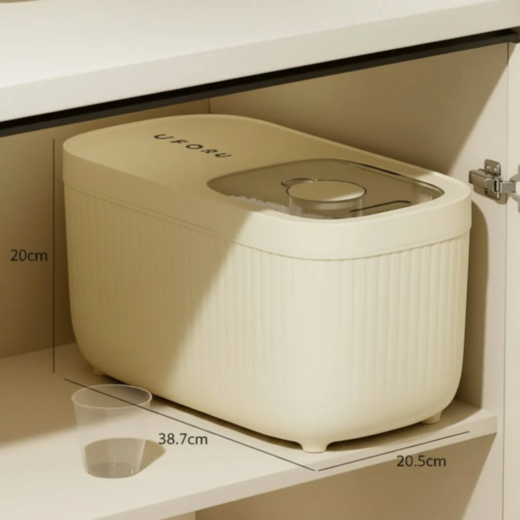 Pet Food Storage Container Airtight BPA-Free With Silicone Seal
