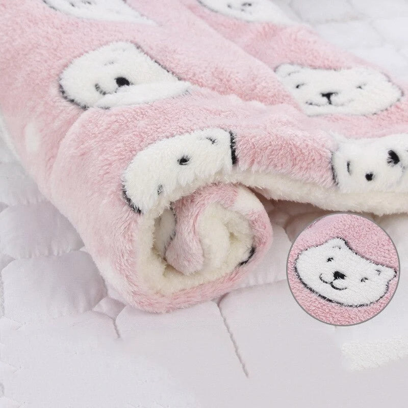 Pet Sofa Blanket Padded Plush Spill-Resistant & Machine Washable
