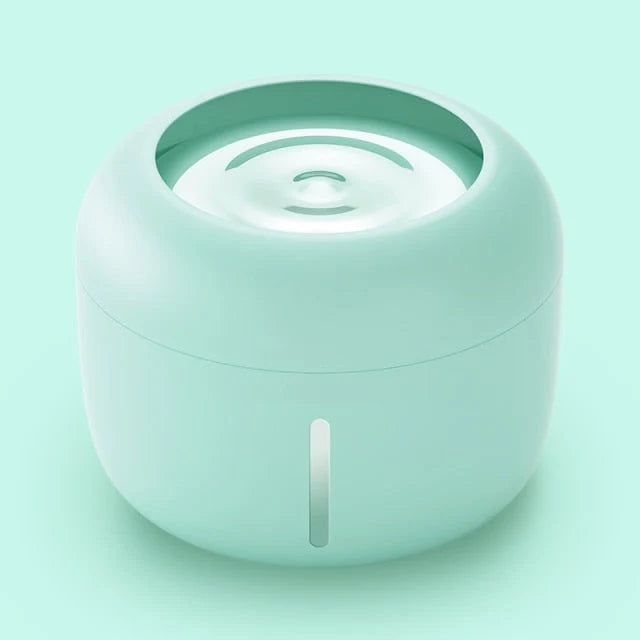 Pet Water Fountain Rechargeable 2.5L Compact Design