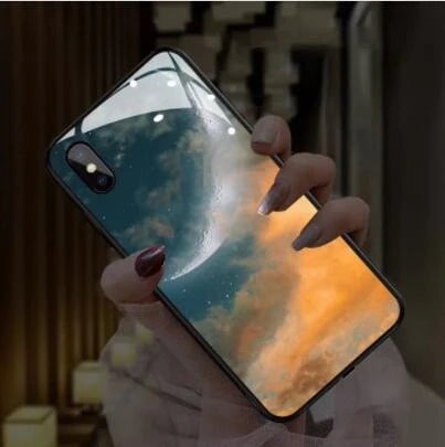 Phone Case Music-Responsive LED Lights Wireless Charging
