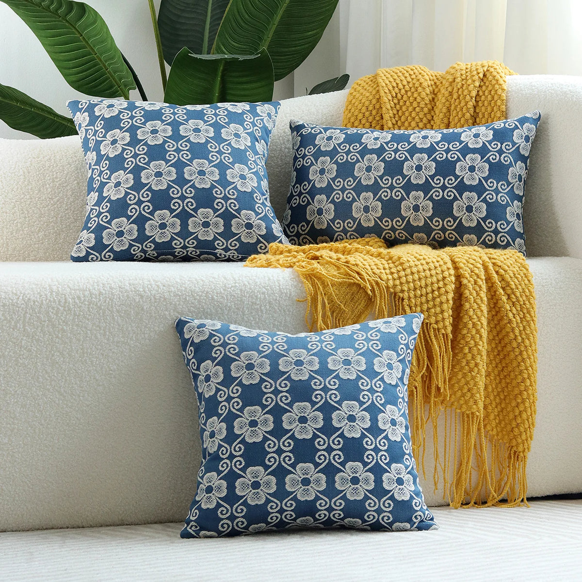 Pillow Cover Cotton-Linen Floral Jacquard Hidden Zipper
