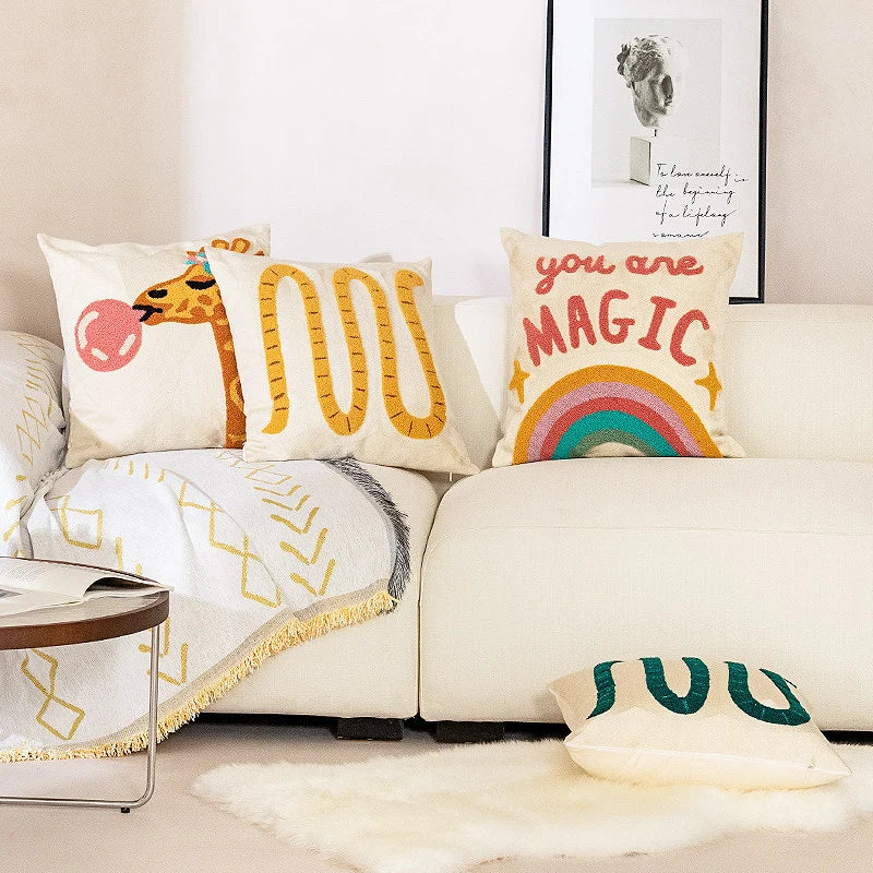 Pillow Cover Hand-Tufted Canvas Zipper Closure 18 x 18 Inch