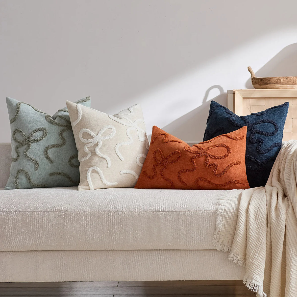 Pillow Cover Linen-Blend Raised Chenille Applique Hidden Zipper