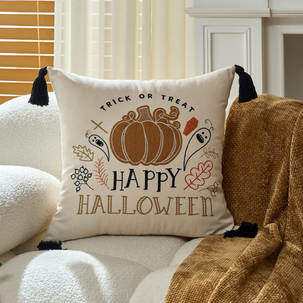 Pillow Cover Tufted Bouclé Appliqué Cotton-Linen Hidden Zipper