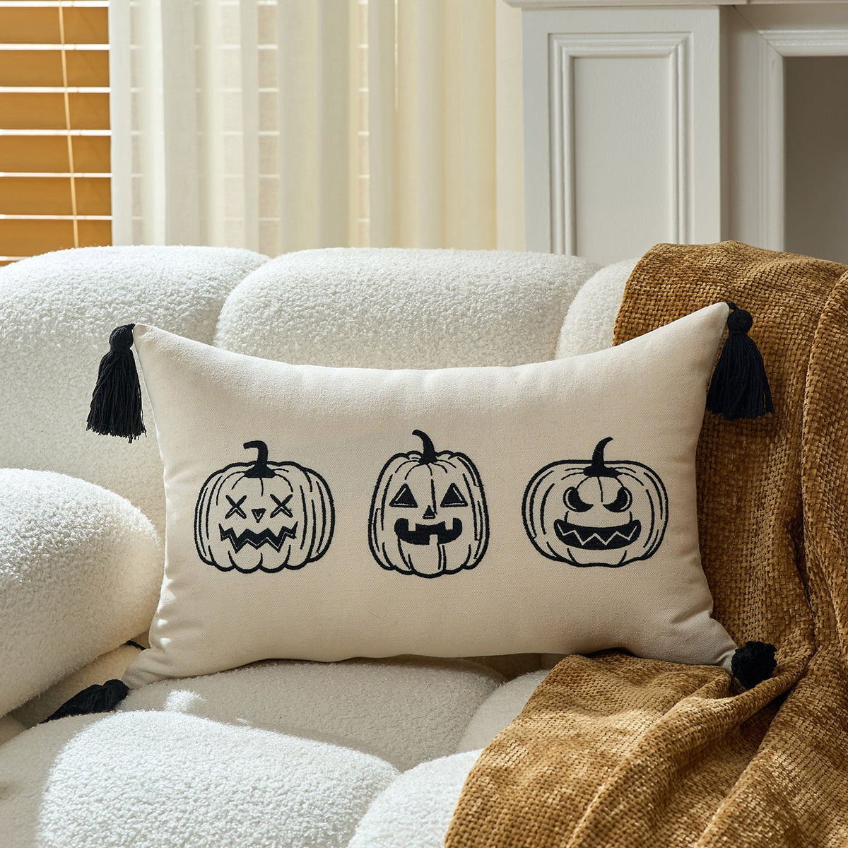 Pillow Cover Tufted Bouclé Appliqué Cotton-Linen Hidden Zipper