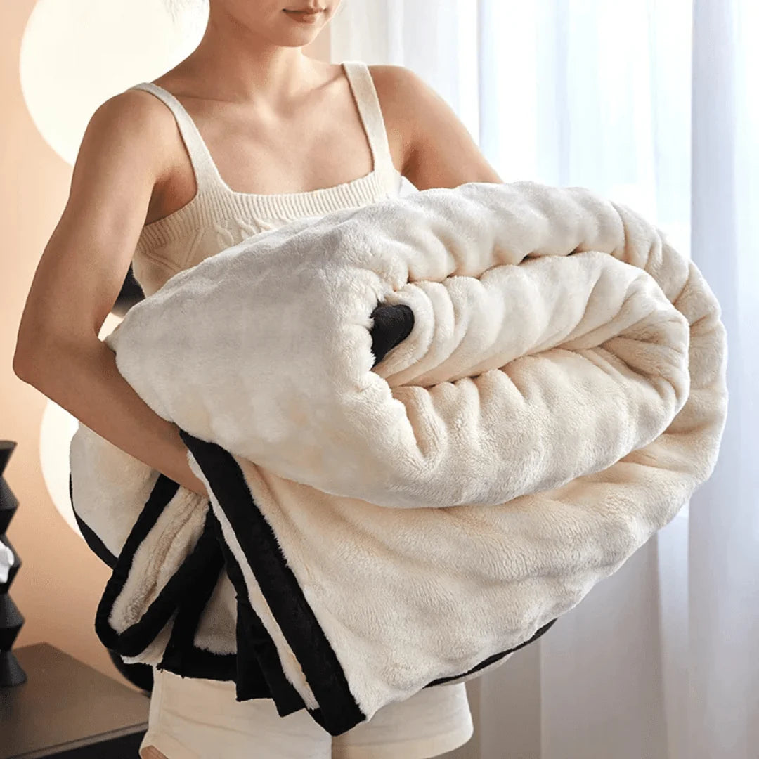 Plush Fleece Blanket Double-Sided Warm Lightweight Machine Washable