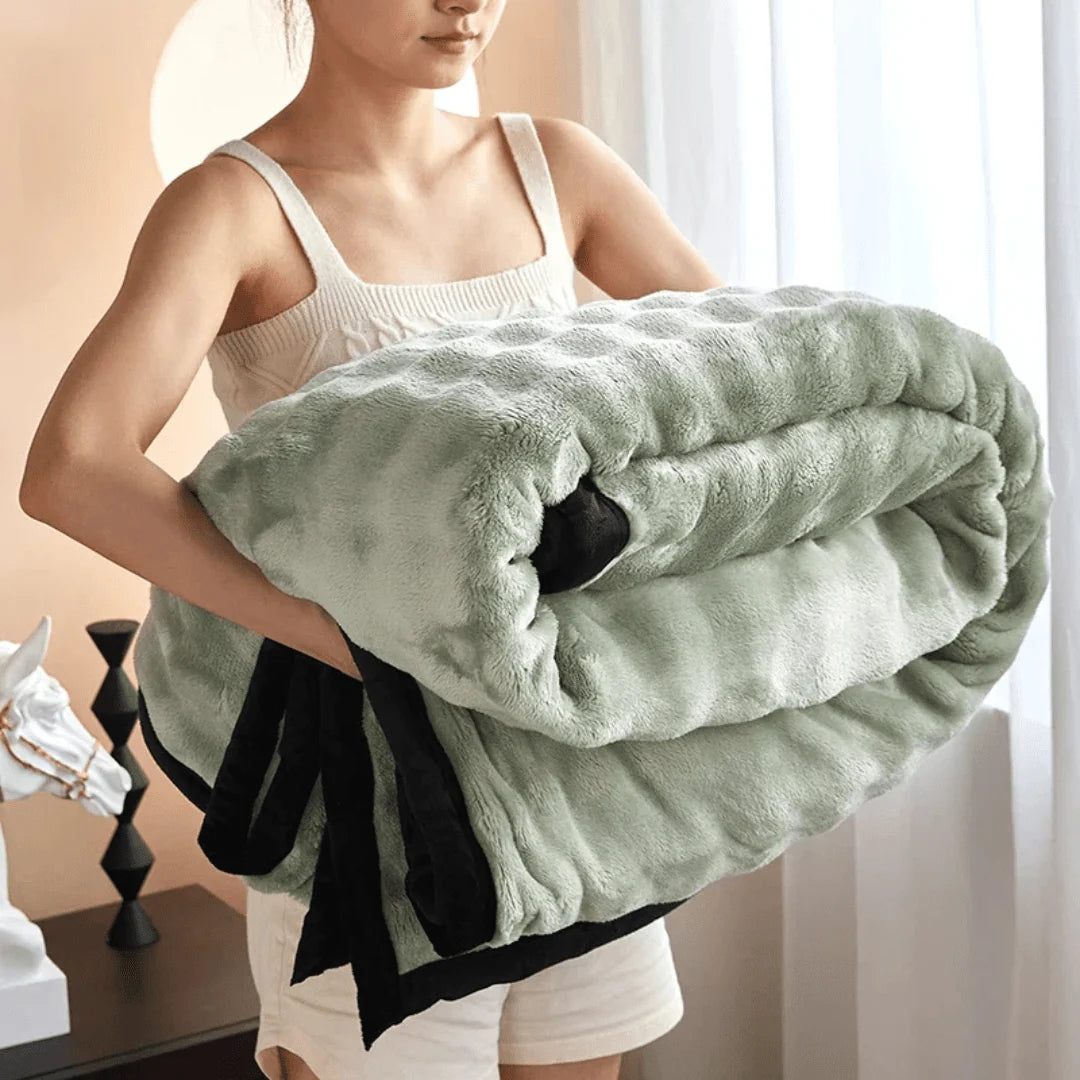 Plush Fleece Blanket Double-Sided Warm Lightweight Machine Washable