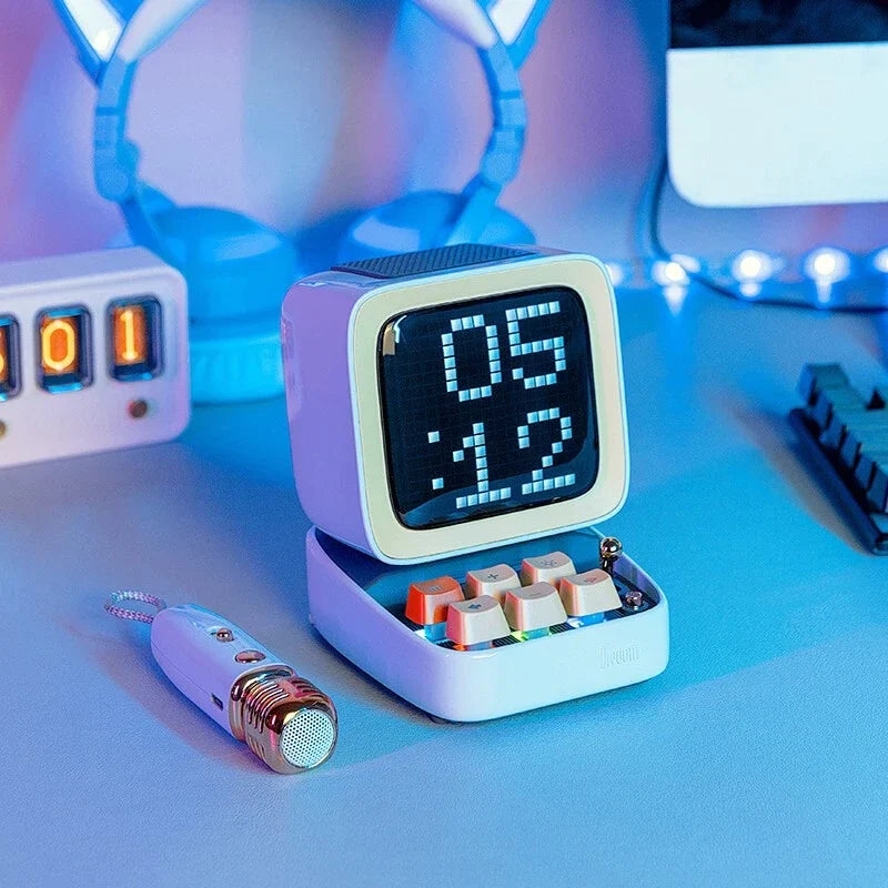 Portable Bluetooth Speaker Retro Pixel Design 8-Hour Battery