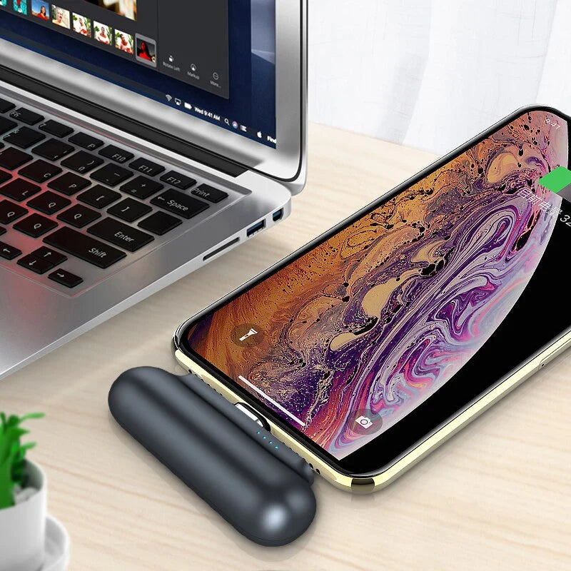 Power Bank Compact 2600mAh Magnetic Charging