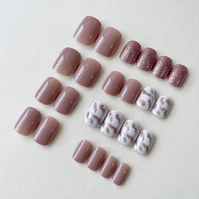 Press-On Nail Set Festive Reindeer & Candy Cane Reusable