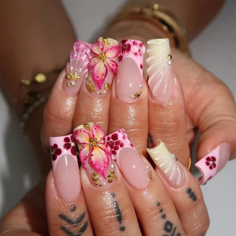 Press-On Nail Set Hand-Painted Floral Long-Lasting Hold