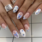Press-On Nail Set Holiday Designs No-Glue & Lightweight