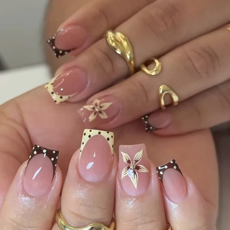 Press-On Nails Festive Designs Buffing Strips & Gel Polish