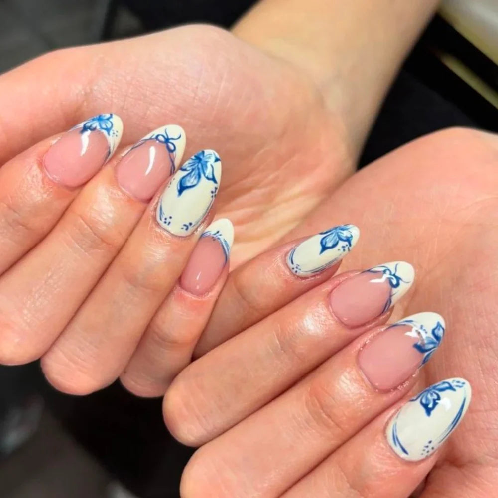 Press-On Nails Festive Designs Gel Polish & Buffing Strips