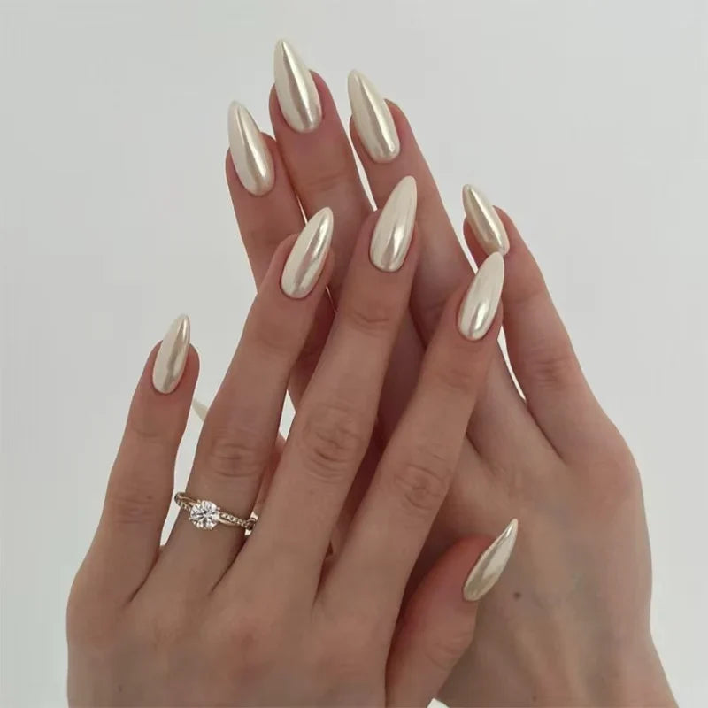 Press-On Nails Holiday Designs Peel-and-Press Comfortable Fit
