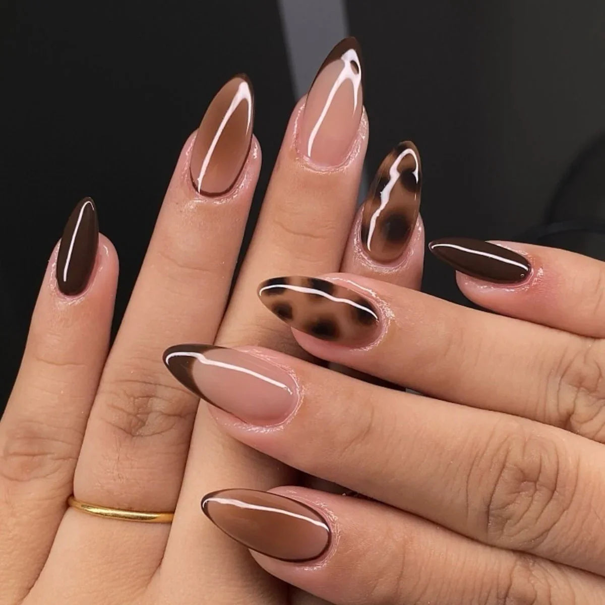 Press-On Nails Holiday Peel-And-Press Reusable & Durable
