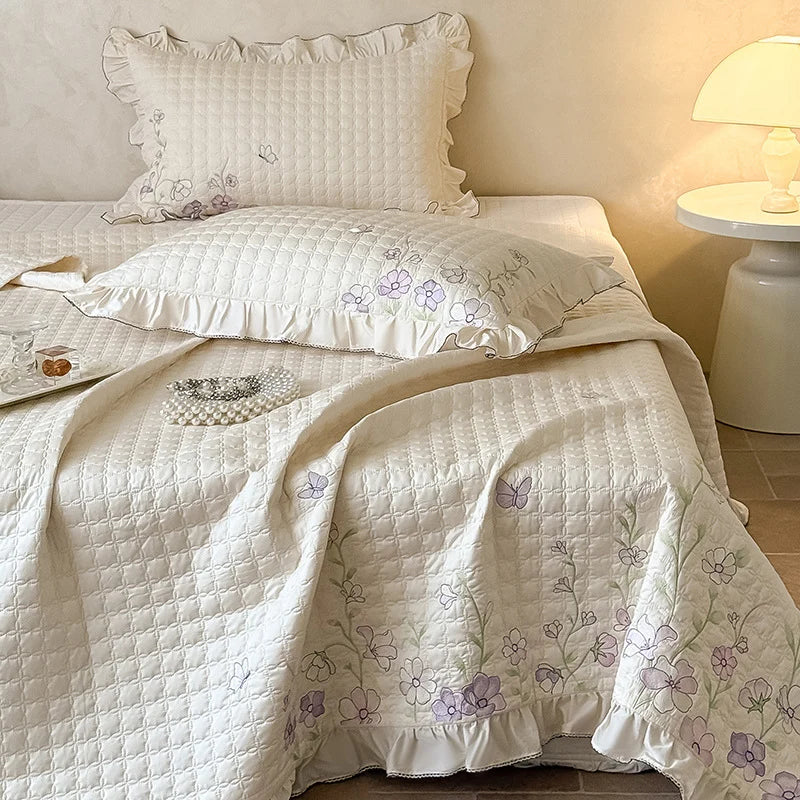 Quilt Set 100% Cotton Hand-Embroidered Lace Three Piece