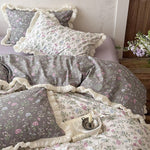 Quilt Set Reversible Floral Ruffle 4 Piece