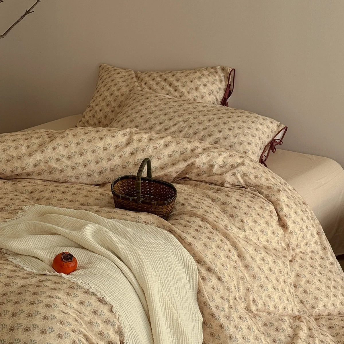 Quilted Bedding Set Breathable Cotton Tie Closures