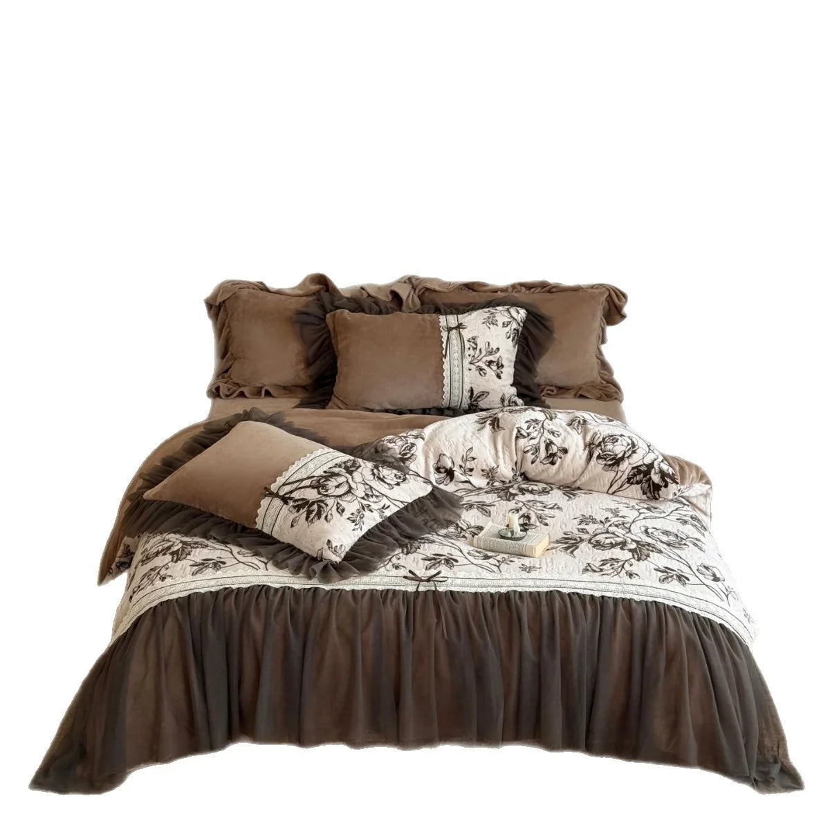 Quilted Bedding Set Cotton Blend Floral Print & Tulle Ruffle