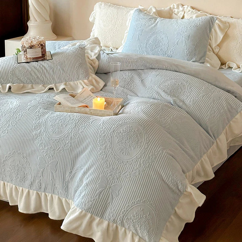 Quilted Bedding Set Jacquard Medallion Ruffle Accents Breathable Skin-Friendly