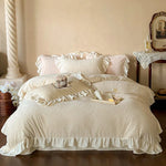 Quilted Bedding Set Jacquard Medallion Ruffle Accents Breathable Skin-Friendly