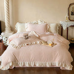 Quilted Bedding Set Jacquard Medallion Ruffle Accents Breathable Skin-Friendly