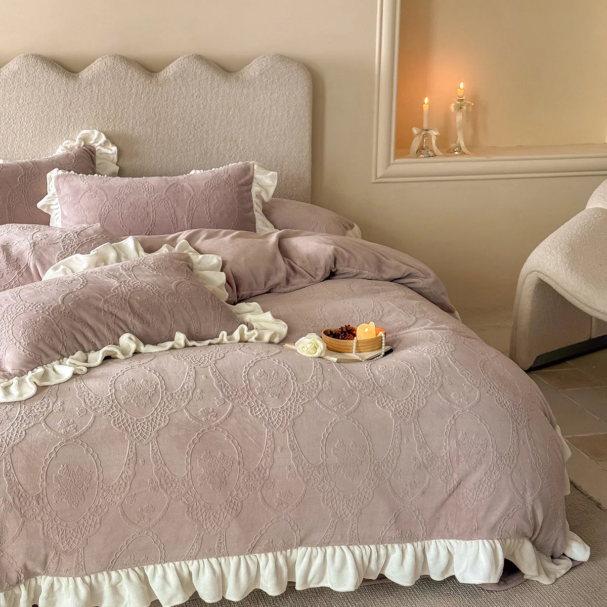 Quilted Bedding Set Medallion Jacquard Ruffle Trim