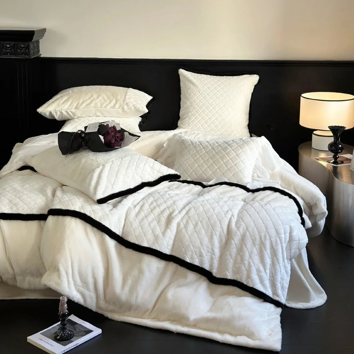 Quilted Bedding Set Velvet-Like Hypoallergenic Machine Washable