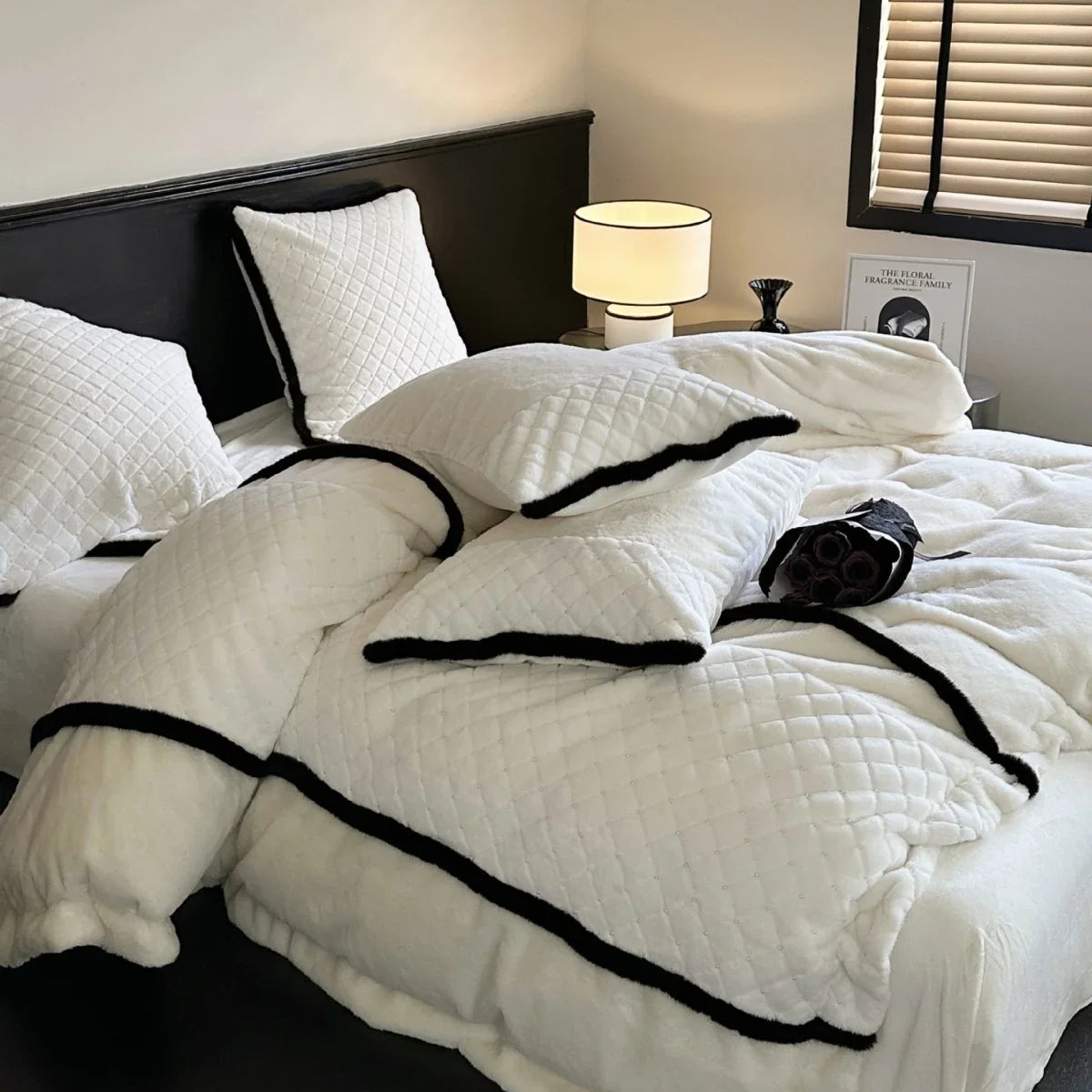 Quilted Bedding Set Velvet-Like Hypoallergenic Machine Washable