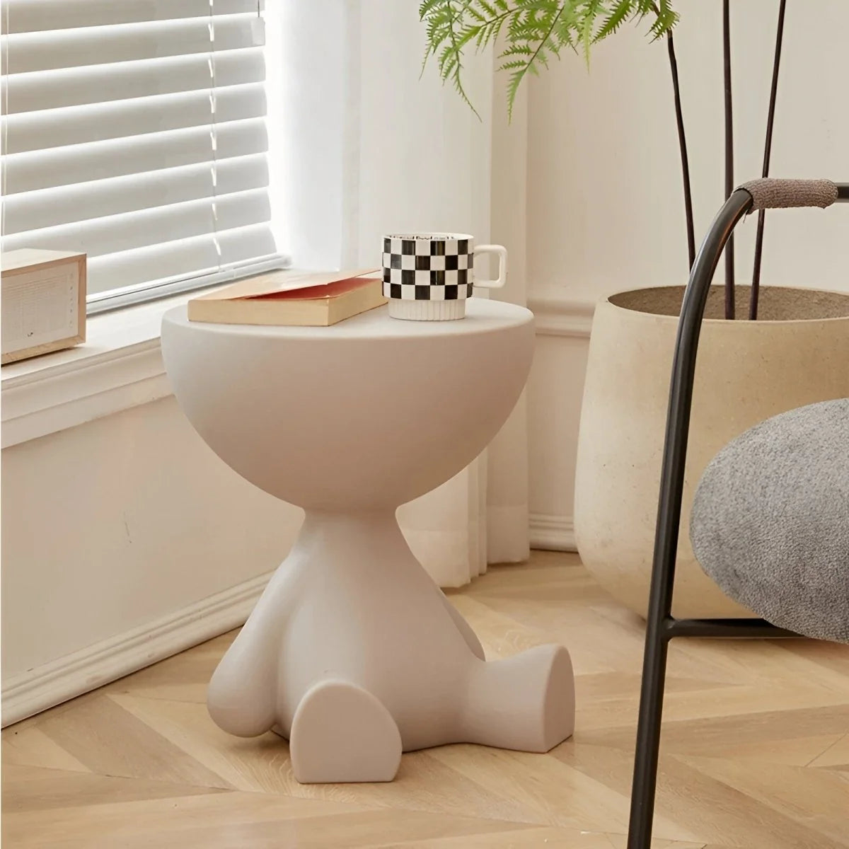 Round Coffee Table Lightweight Durable Plastic Compact Design