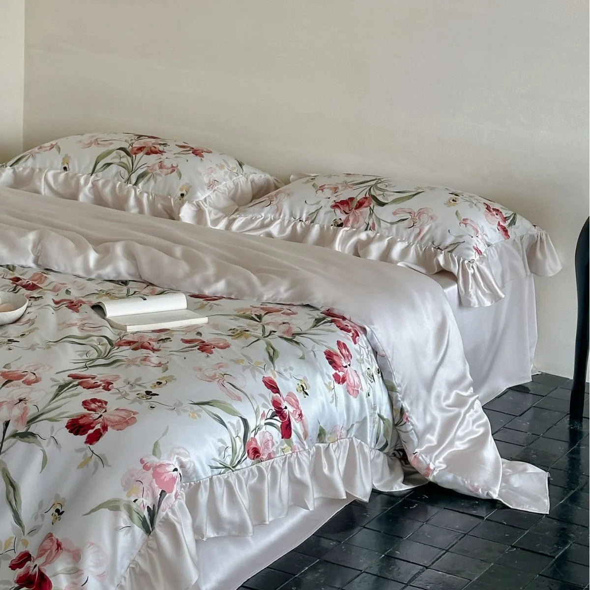 Satin Bedding Set Floral Print Ruffle Trim 4-Piece Set
