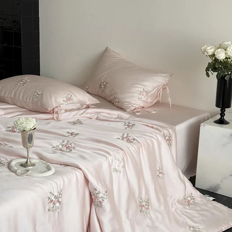 Satin Bedding Set Silky-Gloss Rose Embroidery Wrinkle-Resistant