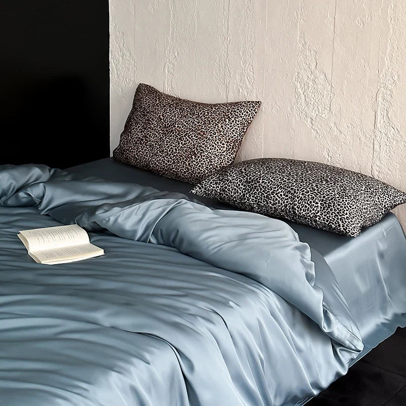 Satin Bedding Set Silky Sheen & Animal Print