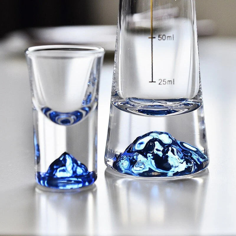 Shot Glass Set Lead-Free Mountain Design With Pourer