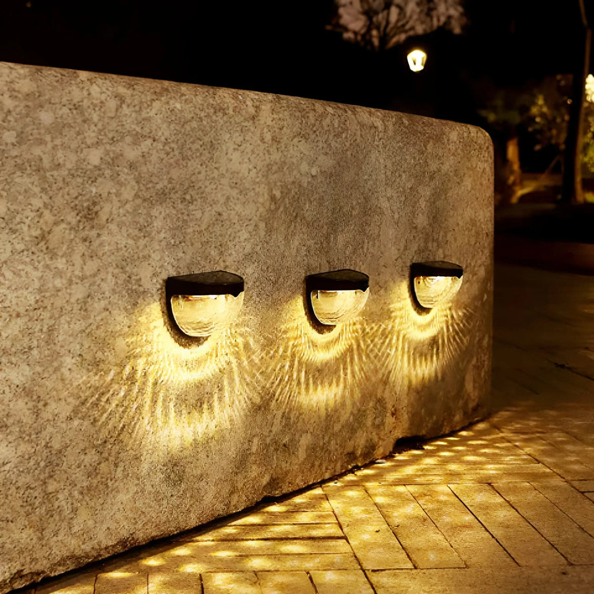 Solar Wall Light Dusk-To-Dawn Sensor IP65 Waterproof
