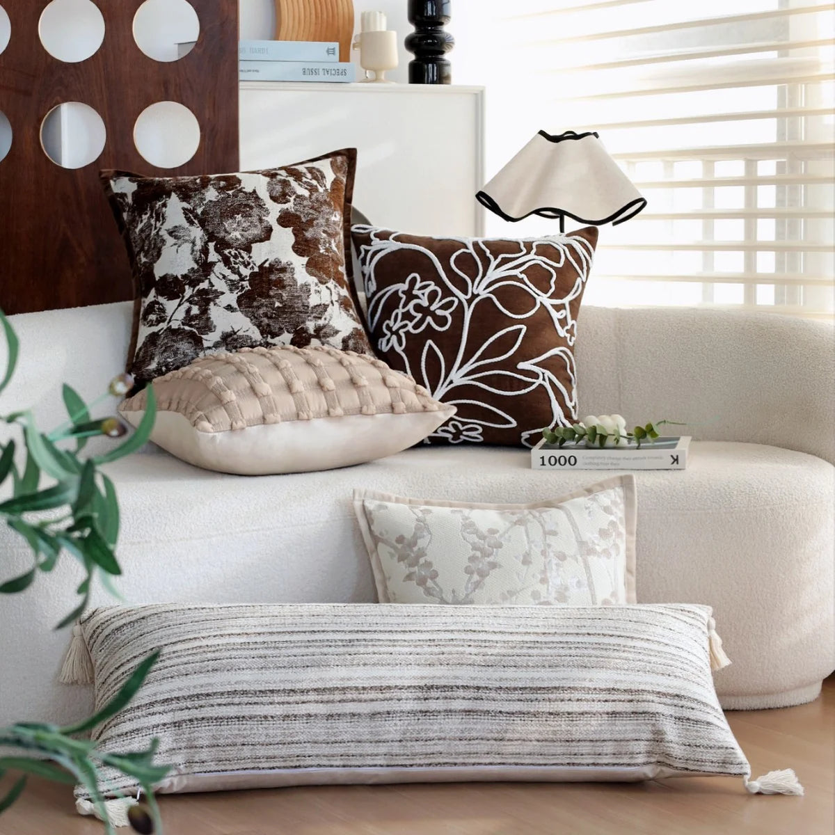 Square Cushion Cover Velvet-Like Raised Chenille Concealed Zipper