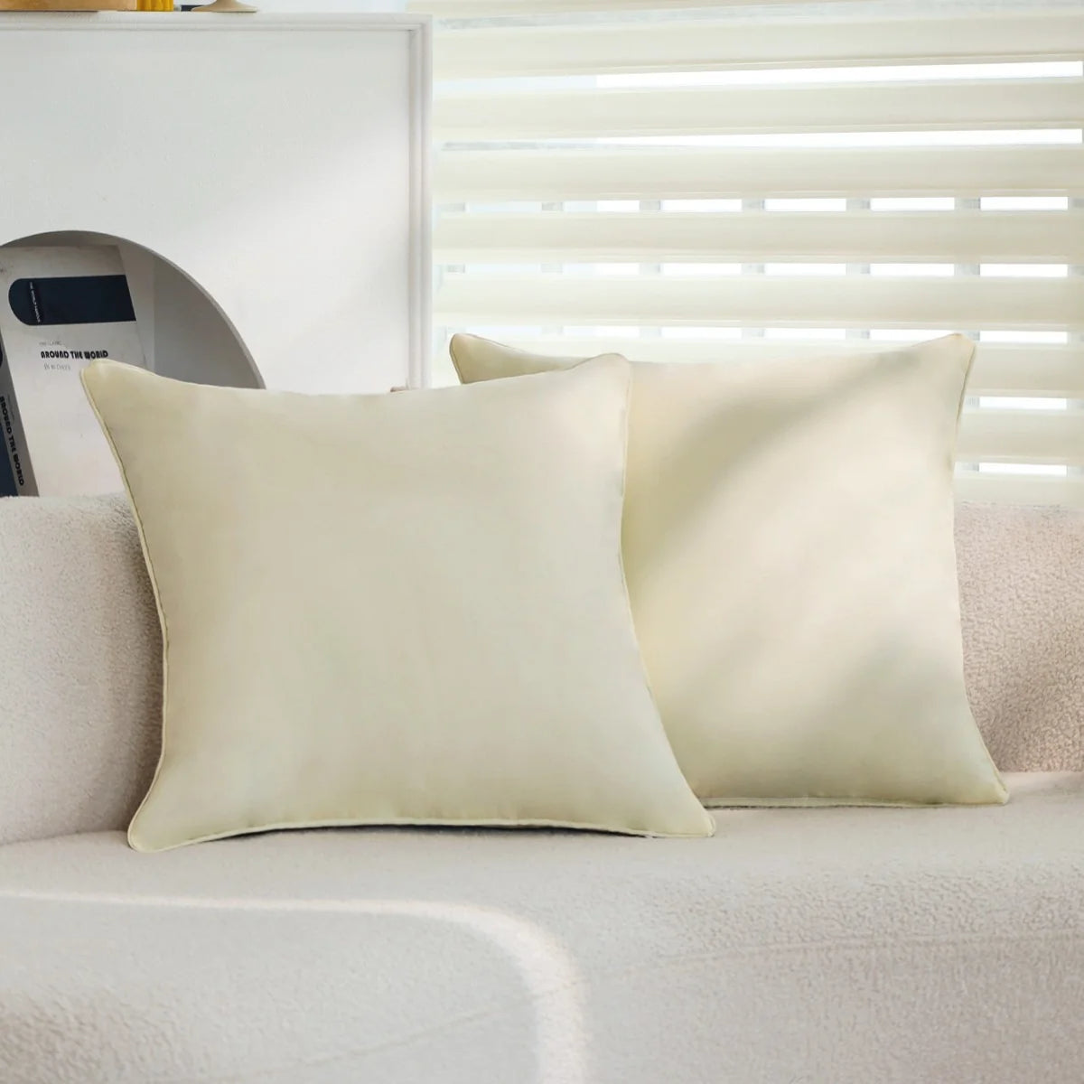Square Pillow Cover Microvelvet Piped 18×18