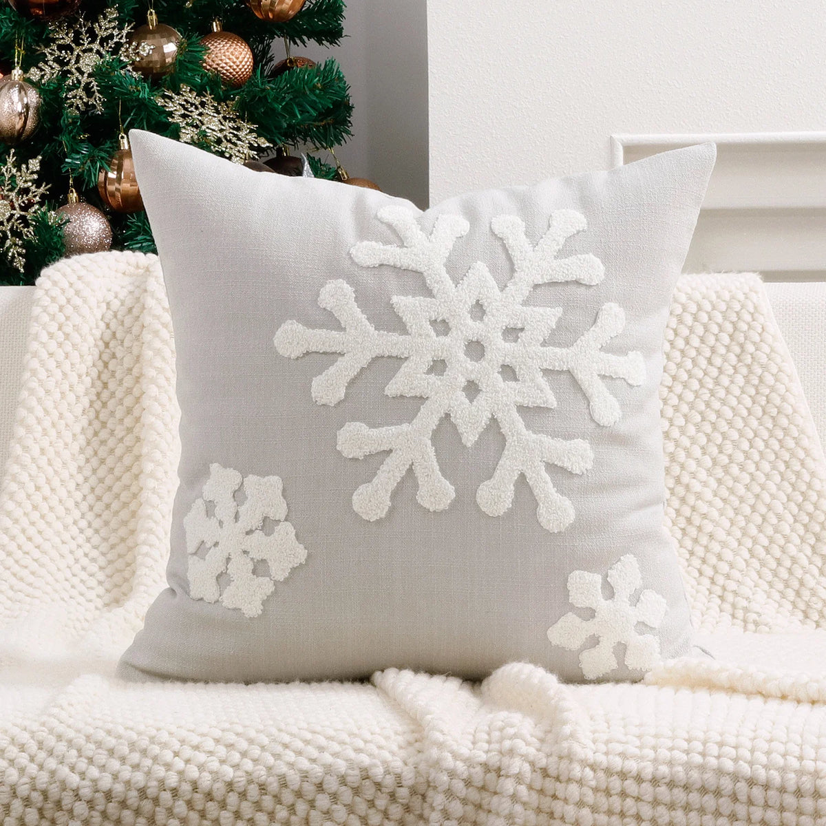 Square Pillow Cover Tufted Chenille Snowflake Hidden Zipper