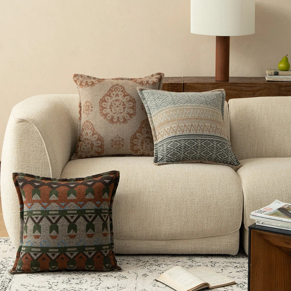 Square Throw Pillow Jacquard Bouclé Concealed Zipper