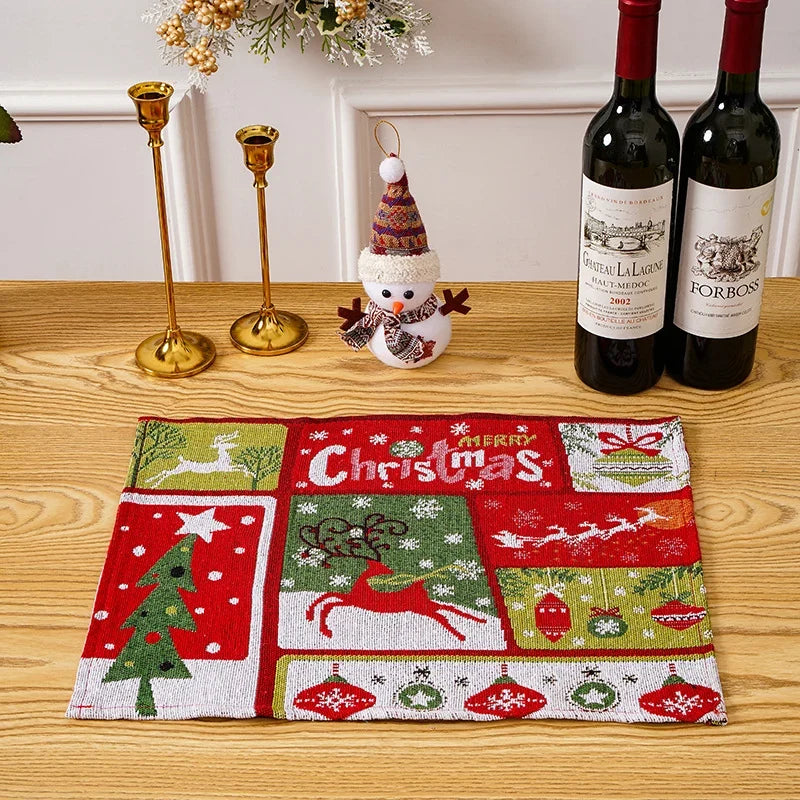Tablecloth Christmas Tree Motif Durable & Machine Washable