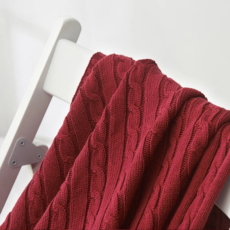 Throw Blanket Cable-Knit Design Machine-Washable Soft Yarn