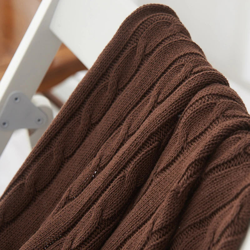 Throw Blanket Cable-Knit Design Machine-Washable Soft Yarn